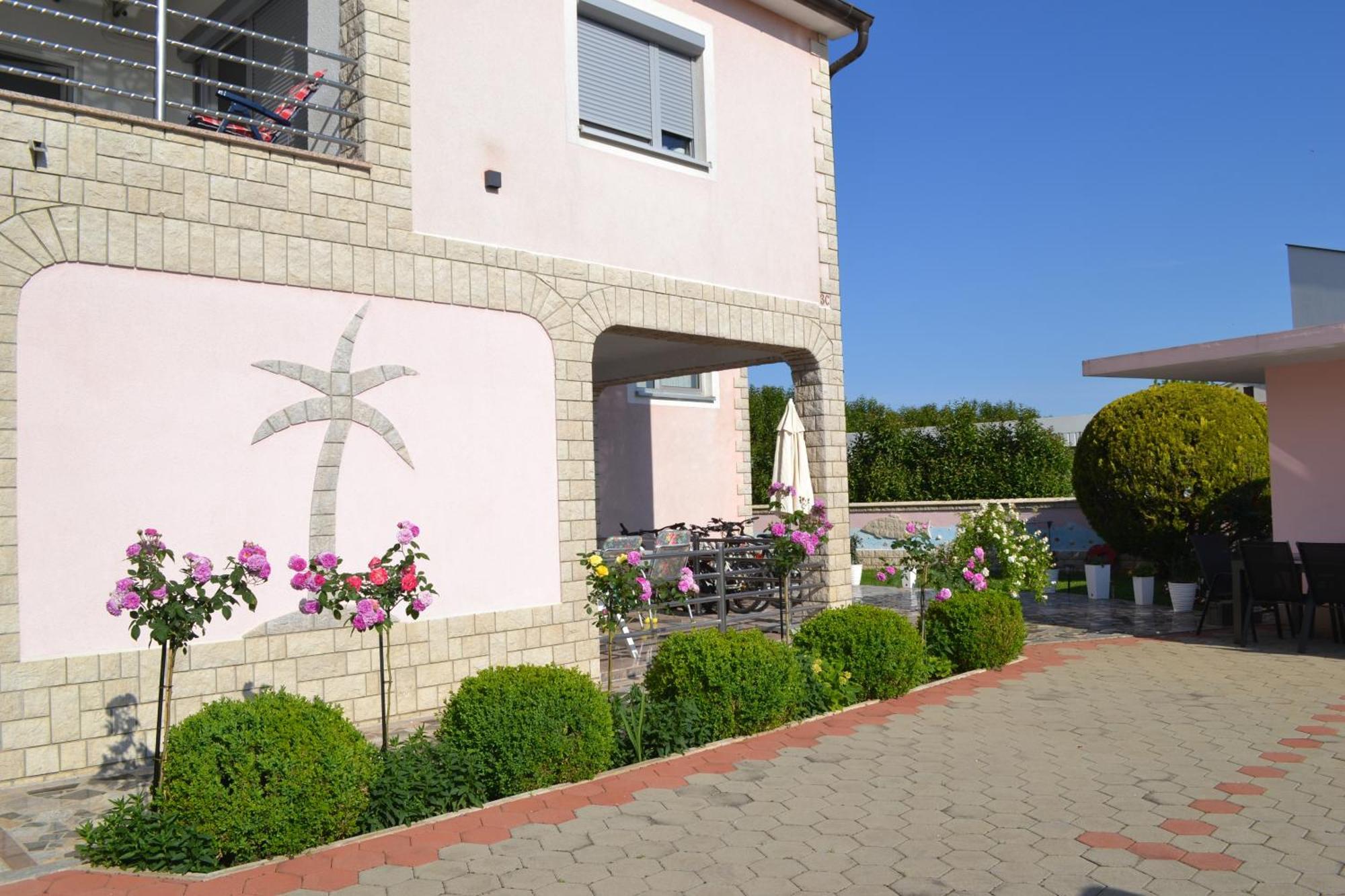 Villa Baldi -Apartmani Danny Tar-Vabriga エクステリア 写真