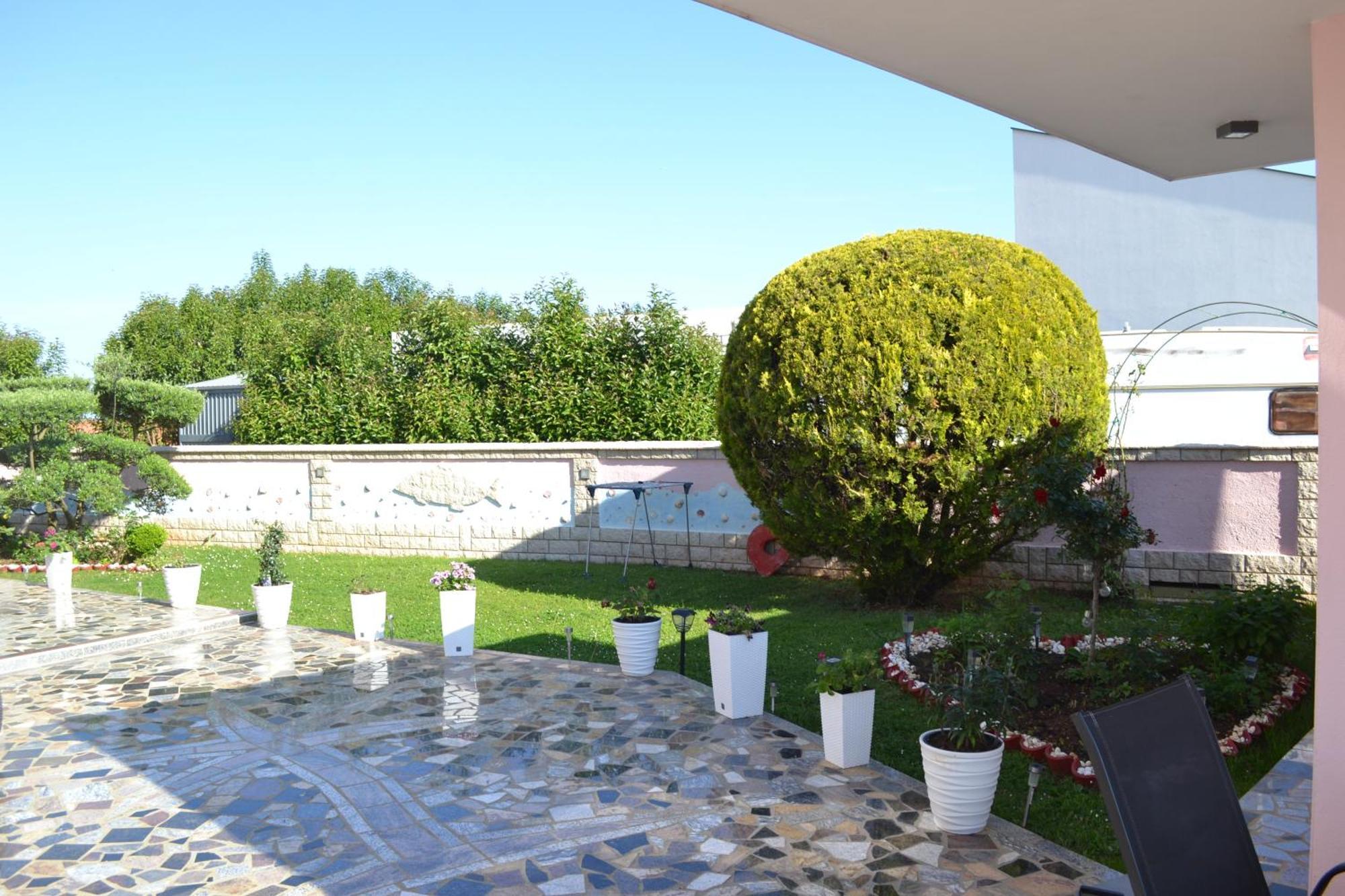 Villa Baldi -Apartmani Danny Tar-Vabriga エクステリア 写真